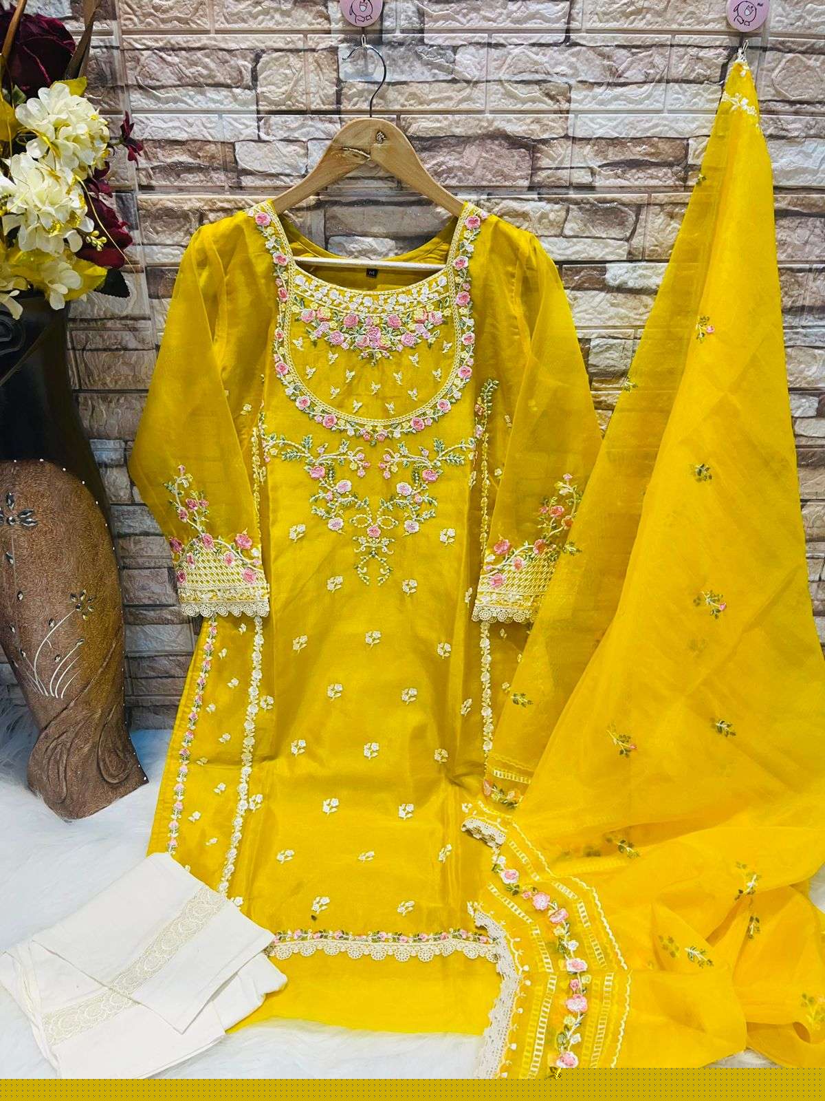 Deepsy Hit Design 259 By Deepsy Suits Pakistani Suits Beautiful Fancy Colorful Stylish Party Wear & Occasional Wear Pure Organza Embroidery Dresses At Wholesale Price