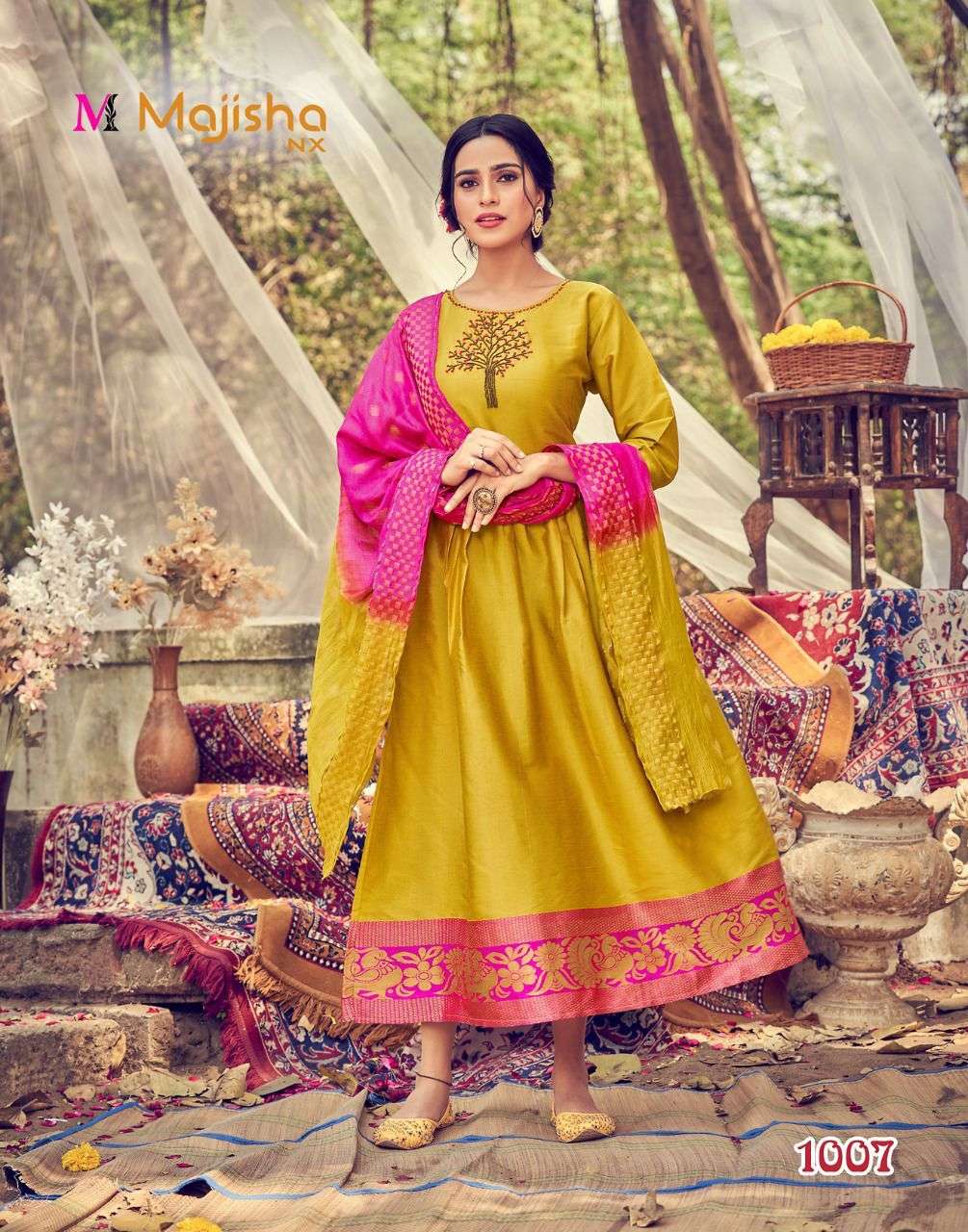 CHUNARI VOL-1 BY MAJISHA NX 1001 TO 1008 SERIES DESIGNER STYLISH FANCY COLORFUL BEAUTIFUL PARTY WEAR & ETHNIC WEAR COLLECTION TAPETA SATIN KURTIS WITH DUPATTA AT WHOLESALE PRICE