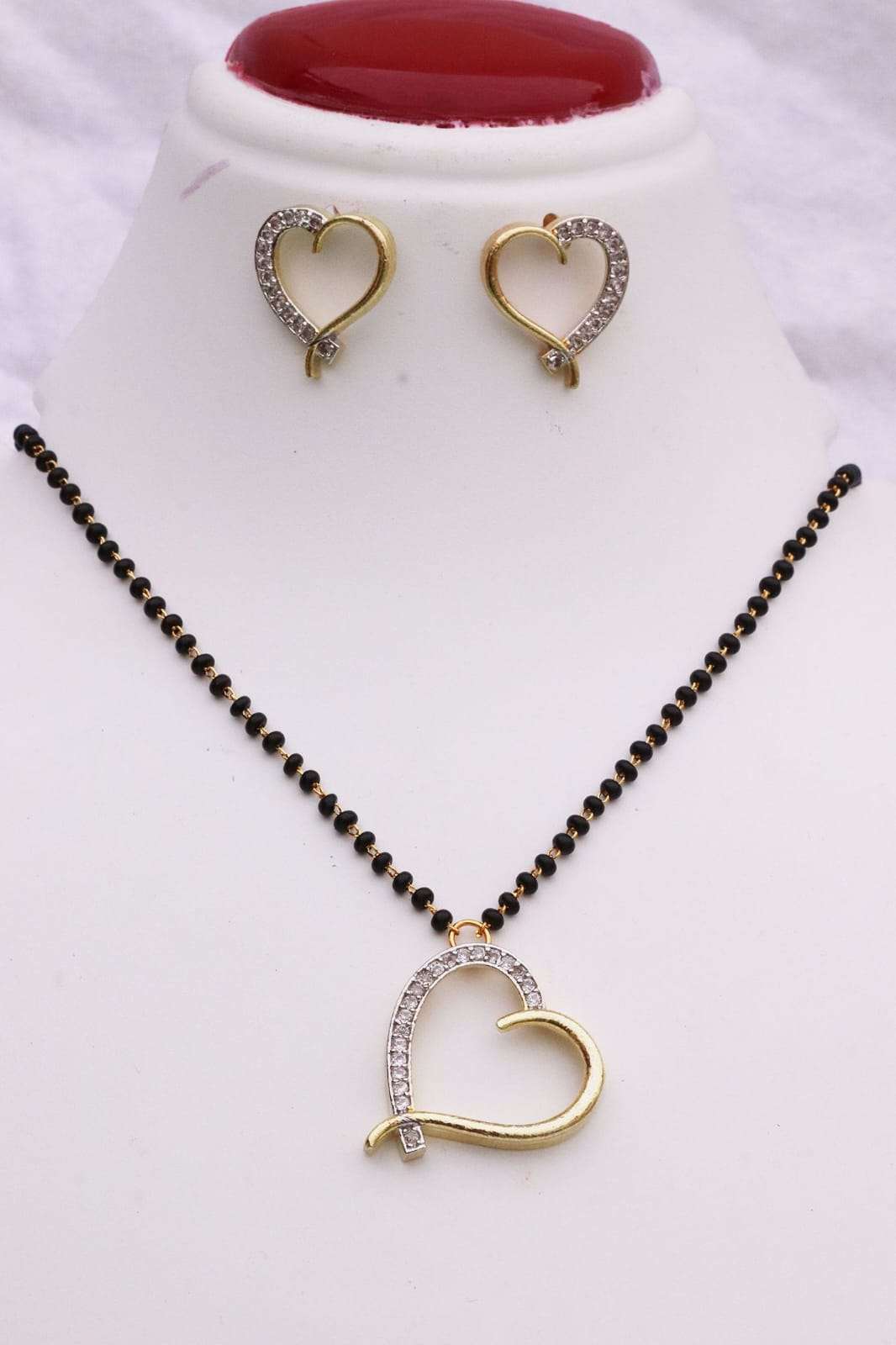 M-412 BY FASHID WHOLESALE TRADITIONAL IMITATION JEWELLERY FOR INDIAN ATTIRE AT EXCLUSIVE RANGE.