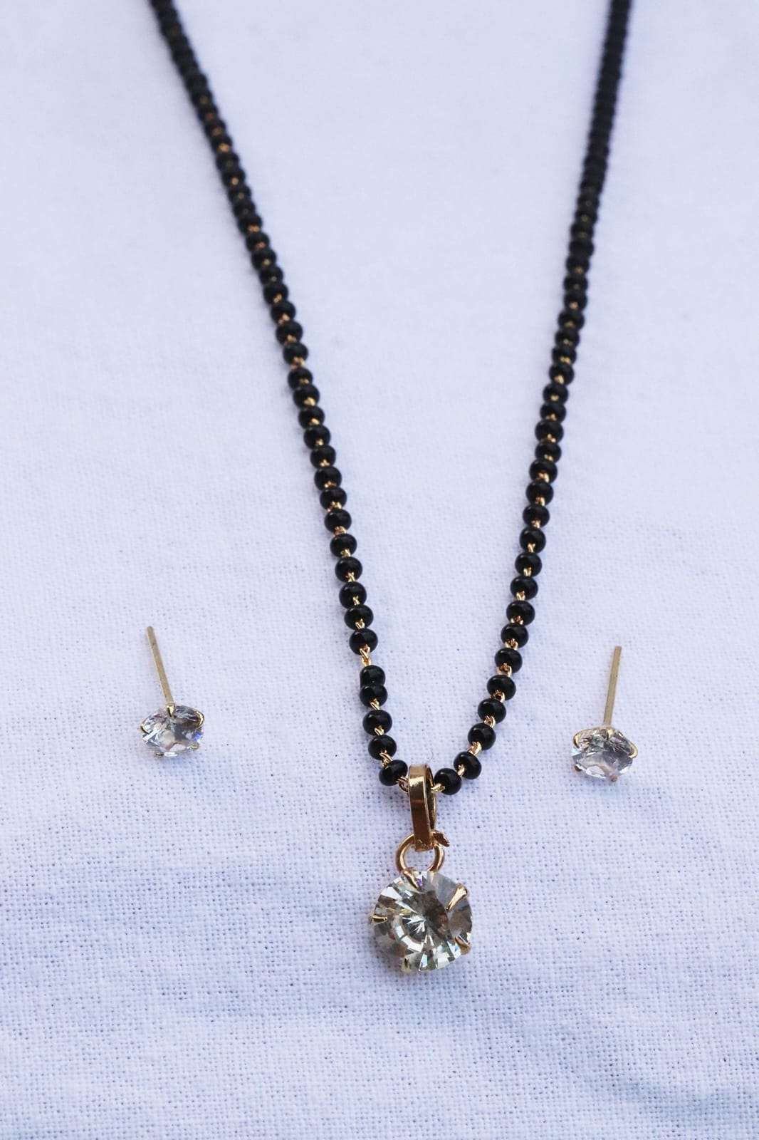 M-498 BY FASHID WHOLESALE TRADITIONAL IMITATION JEWELLERY FOR INDIAN ATTIRE AT EXCLUSIVE RANGE.