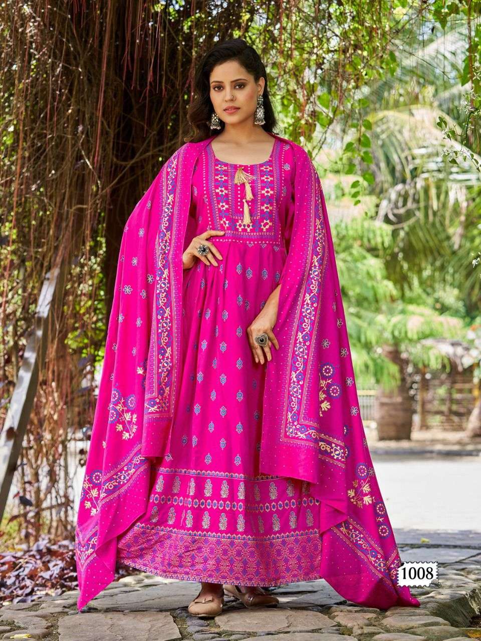 ARABIC KUTHU VOL-3 BY BANWERY FASHION 1001 TO 1008 SERIES BEAUTIFUL STYLISH FANCY COLORFUL CASUAL WEAR & ETHNIC WEAR RAYON PRINT GOWNS WITH DUPATTA AT WHOLESALE PRICE