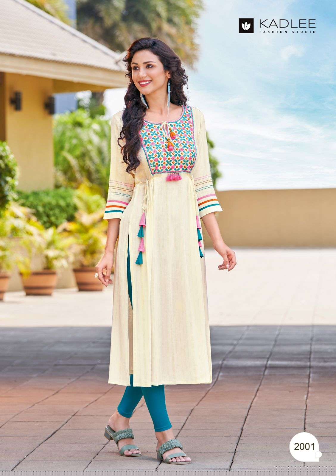 Inayat By Kadlee 2001 To 2006 Series Beautiful Stylish Fancy Colorful Casual Wear & Ethnic Wear Soft Cotton Kurtis At Wholesale Price