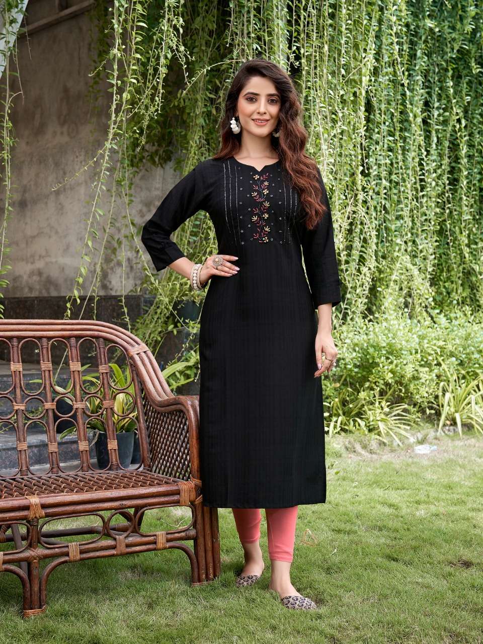 Rolex Vol-1 By Colourpix 1001 To 1006 Series Designer Stylish Fancy Colorful Beautiful Party Wear & Ethnic Wear Collection Viscose Rayon Print Kurtis At Wholesale Price