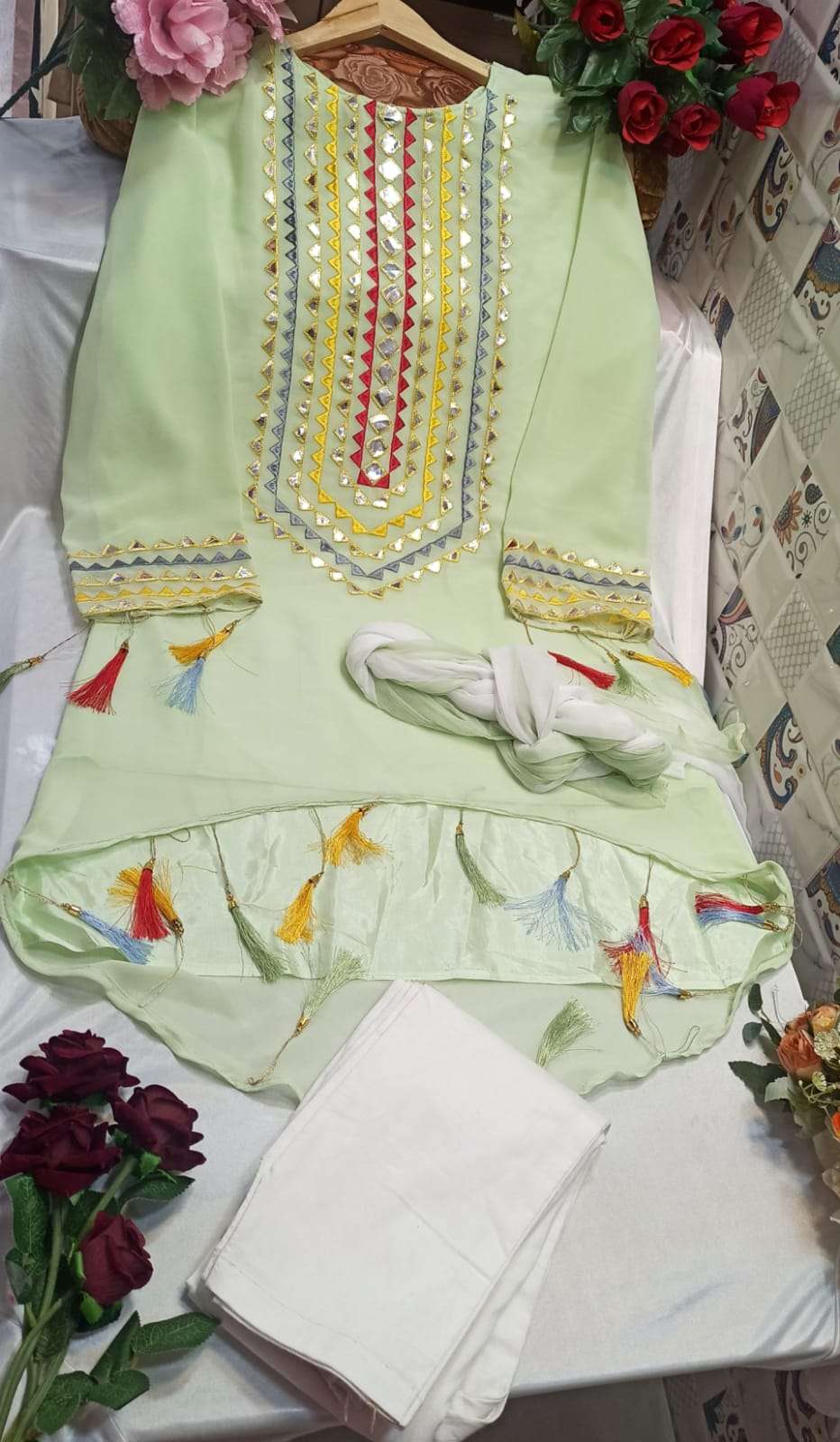CELLBURY 105 COLOURS BY CELLBURY 105-A TO 105-E SERIES BEAUTIFUL PAKISTANI SUITS STYLISH COLORFUL FANCY CASUAL WEAR & ETHNIC WEAR PURE GEORGETTE EMBROIDERED DRESSES AT WHOLESALE PRICE