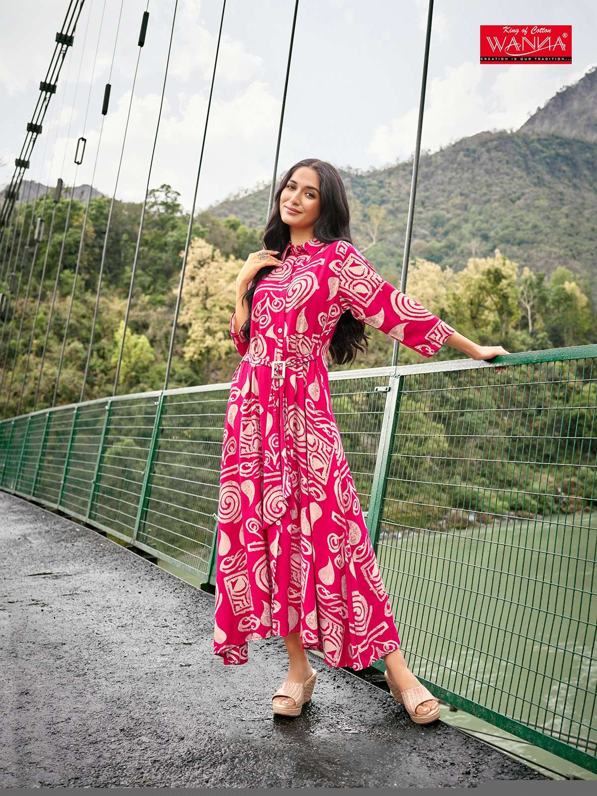 Amber By Wanna 154 To 161 Series Designer Stylish Fancy Colorful Beautiful Party Wear & Ethnic Wear Collection Heavy Rayon Print Kurtis At Wholesale Price