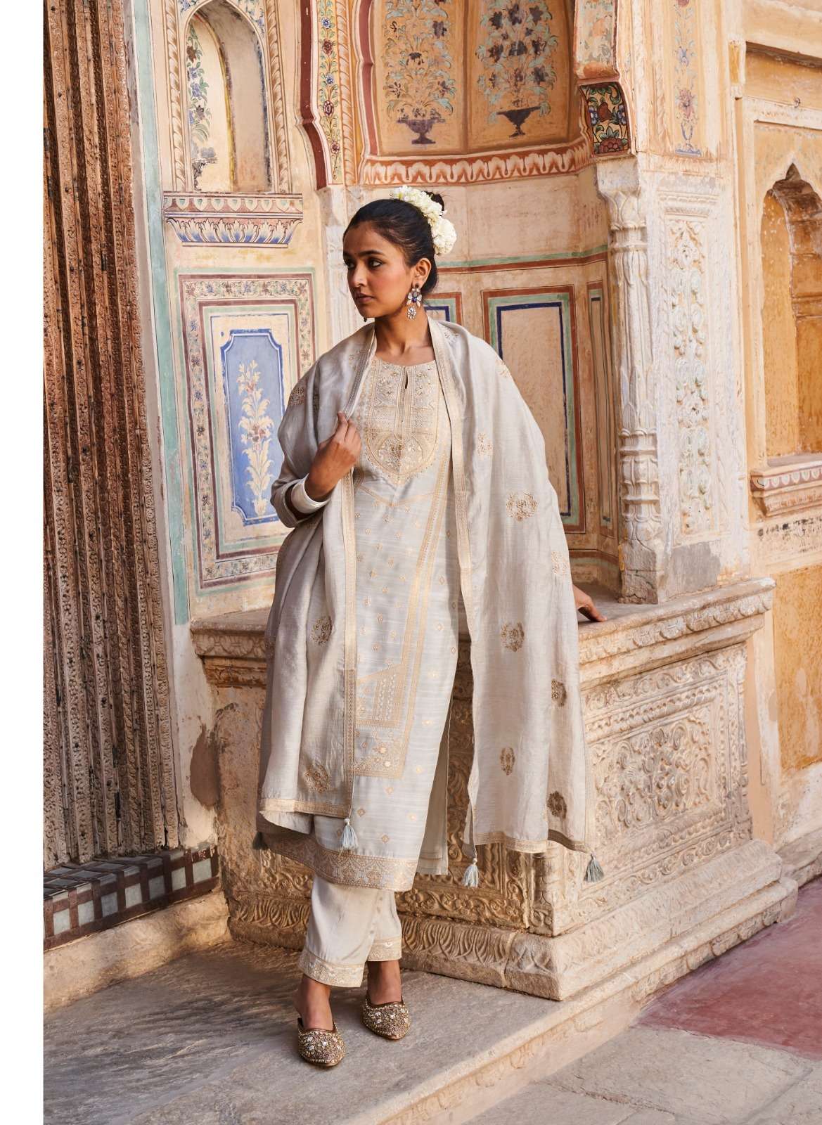 Arzoo By Four Buttons 3211 To 3216 Series Designer Festive Suits Beautiful Fancy Stylish Colorful Party Wear & Occasional Wear Linen Jacquard Dresses At Wholesale Price