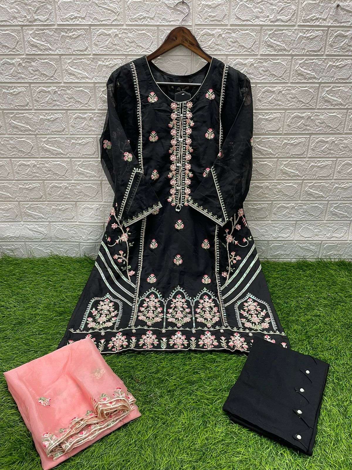 Zainab 140 Colours By Zainab Fashion 140-A To 140-C Series Beautiful Pakistani Suits Stylish Colorful Fancy Casual Wear & Ethnic Wear Heavy Organza Embroidered Dresses At Wholesale Price