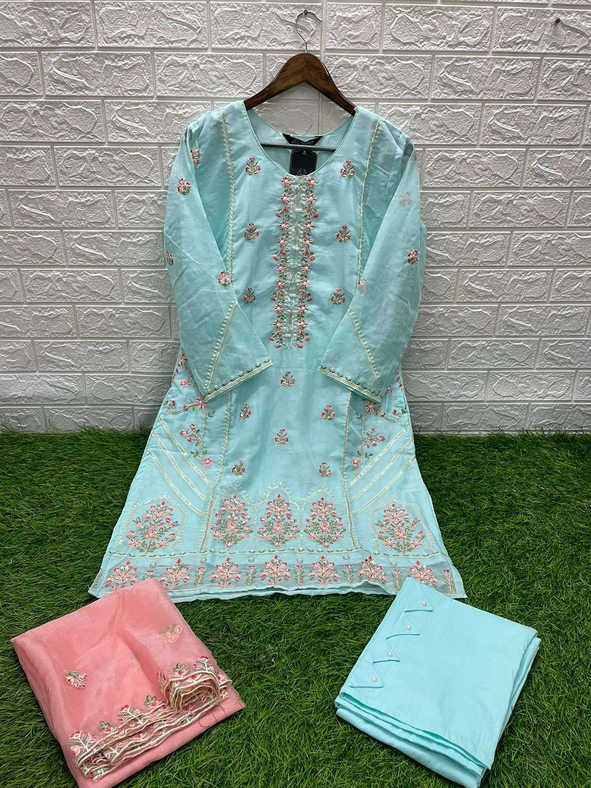 Zainab 140 Colours By Zainab Fashion 140-A To 140-C Series Beautiful Pakistani Suits Stylish Colorful Fancy Casual Wear & Ethnic Wear Heavy Organza Embroidered Dresses At Wholesale Price