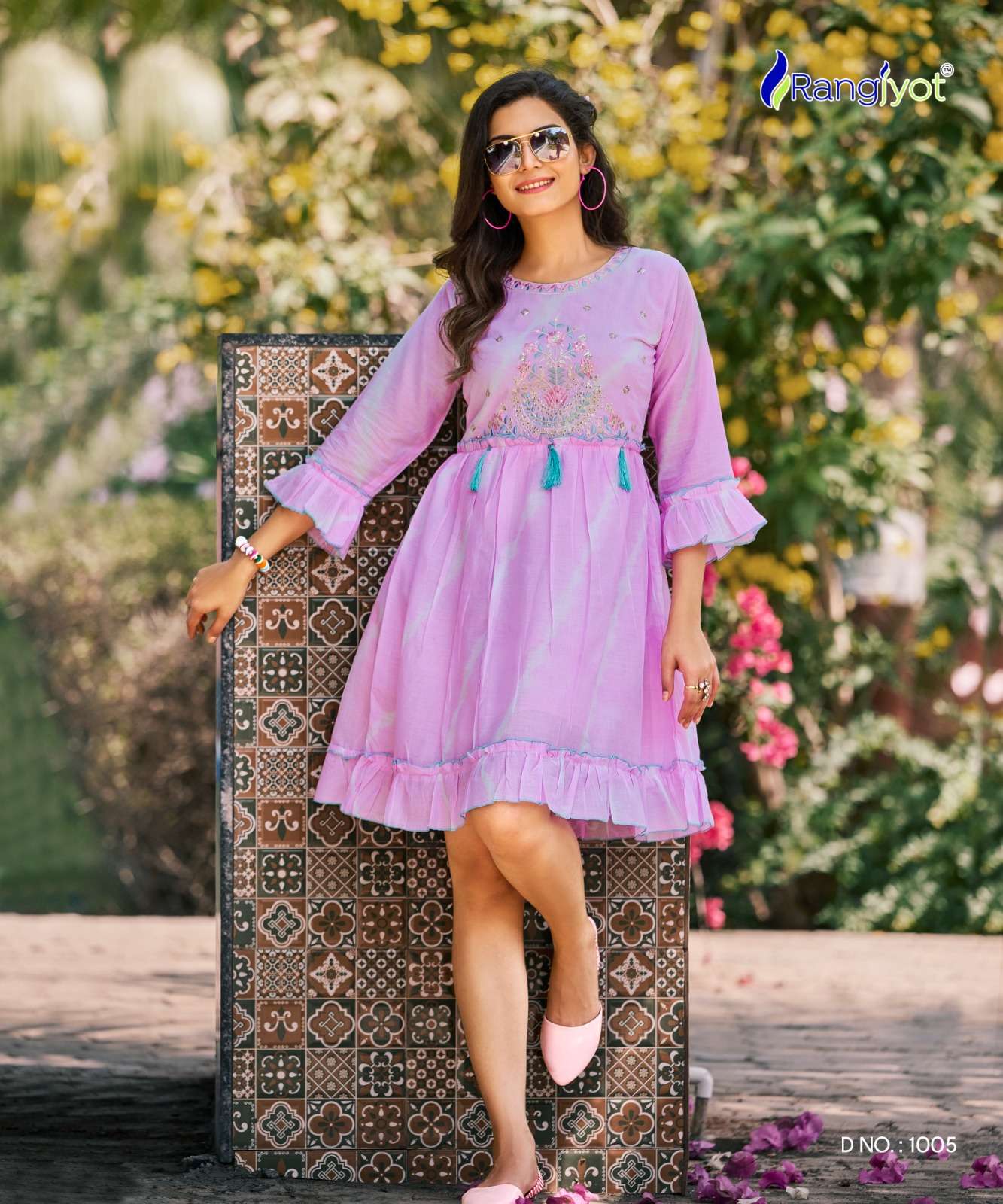 Rich Girl By Rangjyot Fashion 1001 To 1007 Series Designer Stylish Fancy Colorful Beautiful Party Wear & Ethnic Wear Collection Cotton Mal Kurtis At Wholesale Price