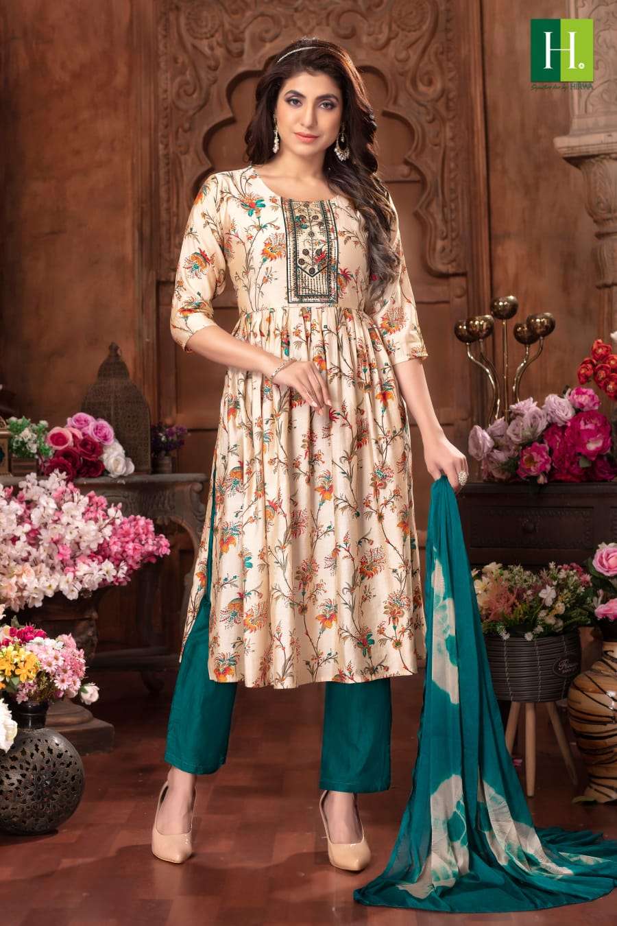 Suman By Hirwa 101 To 107 Series Beautiful Festive Suits Colorful Stylish Fancy Casual Wear & Ethnic Wear Heavy Modal Foil Dresses At Wholesale Price