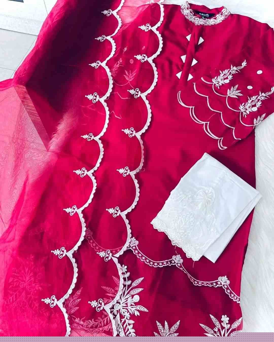 Safa Hit Design 1079 By Safa Fashion Beautiful Pakistani Suits Stylish Fancy Colorful Party Wear & Occasional Wear Heavy Georgette Embroidered Dresses At Wholesale Price