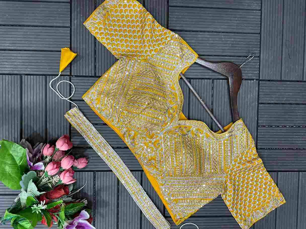 Sf-1026 By Fashid Wholesale 01 To 03 Series Indian Traditional Wear Collection Beautiful Stylish Fancy Colorful Party Wear & Occasional Wear Heavy Chinnon Sarees At Wholesale Price