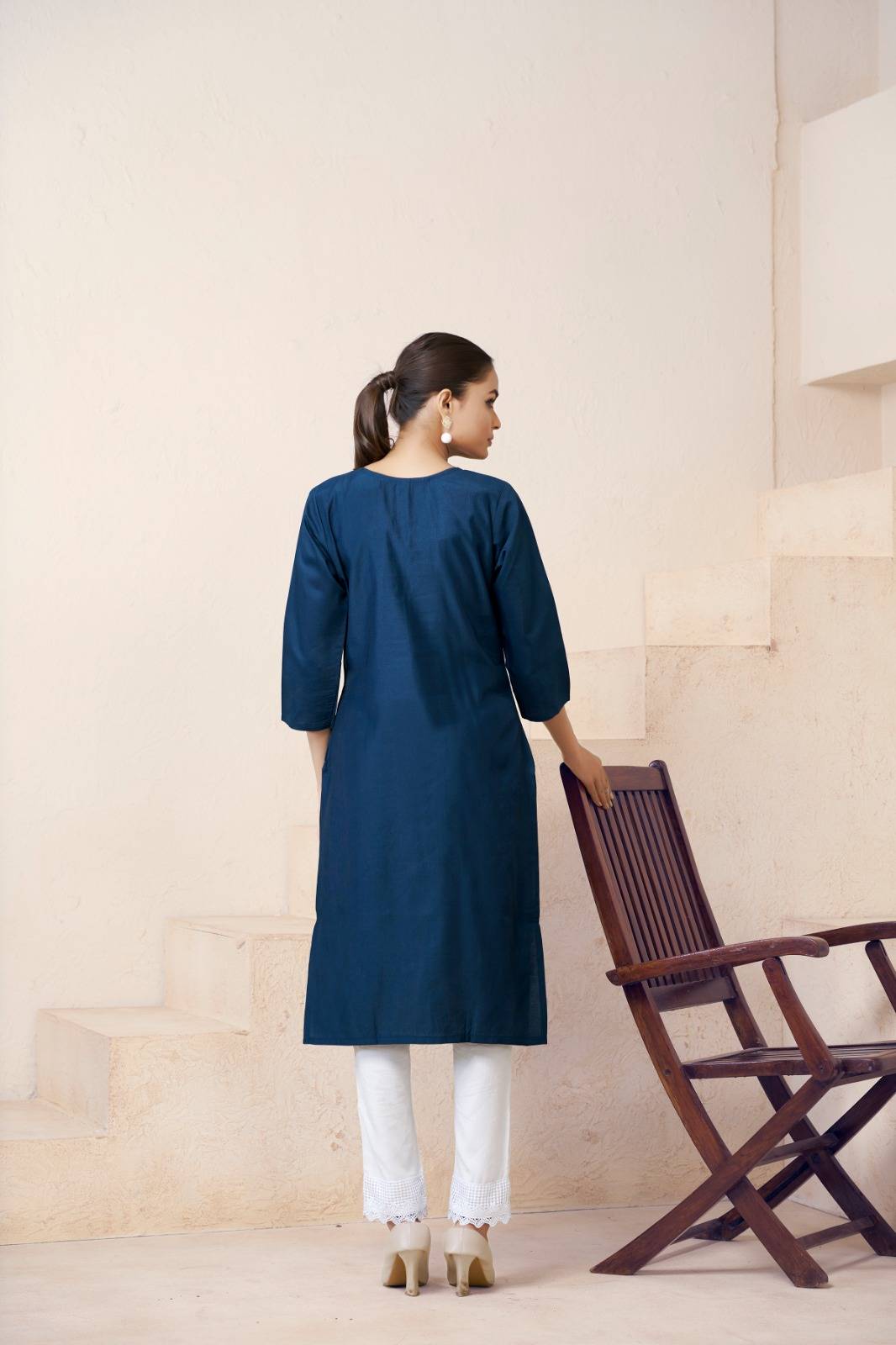 Dc-2073 By Kaamiri Designer Stylish Fancy Colorful Beautiful Party Wear & Ethnic Wear Collection Viscose Rayon Kurtis At Wholesale Price