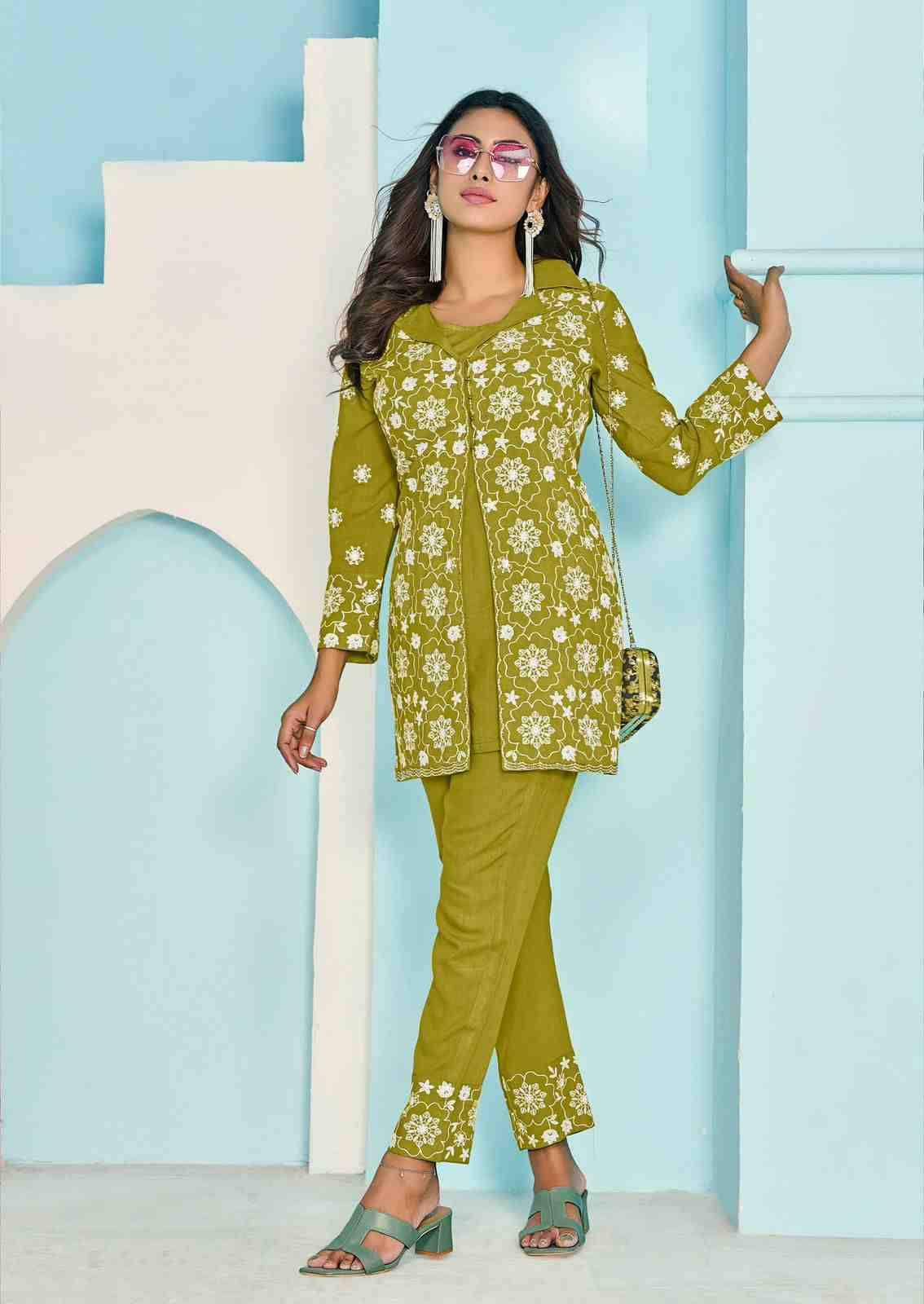 Veera Vol-3 By Vamika 711 To 715 Series Designer Stylish Fancy Colorful Beautiful Party Wear & Ethnic Wear Collection Heavy Rayon Tops With Bottom At Wholesale Price