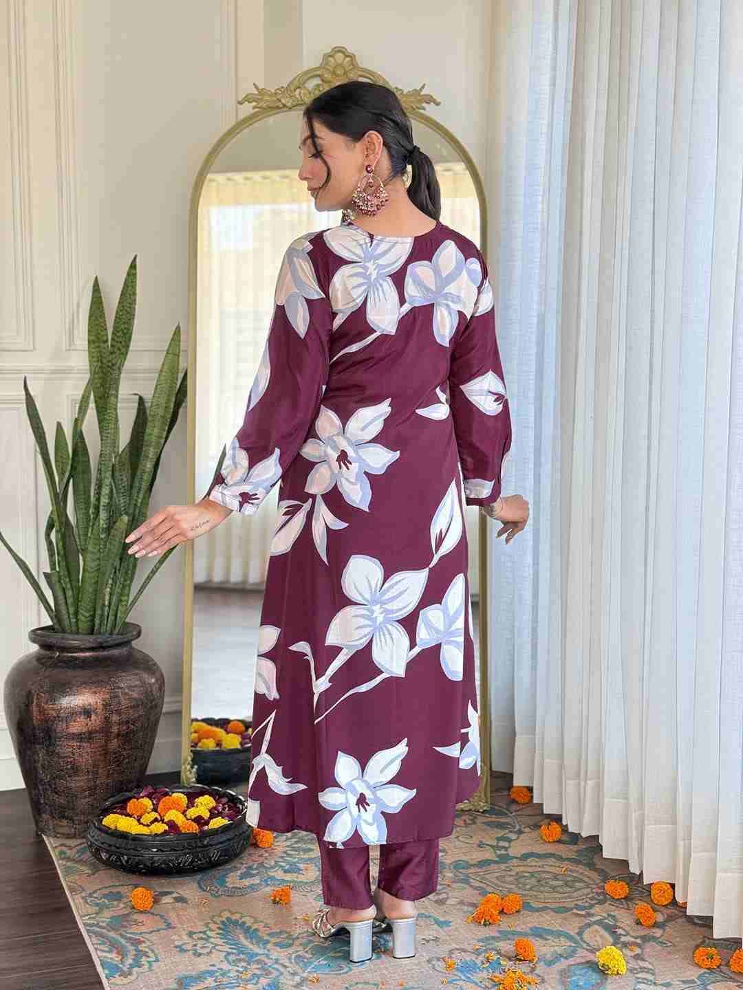 Dc-Gulmahor By Fashid Wholesale Beautiful Stylish Festive Suits Fancy Colorful Casual Wear & Ethnic Wear & Ready To Wear French Crepe Dresses At Wholesale Price