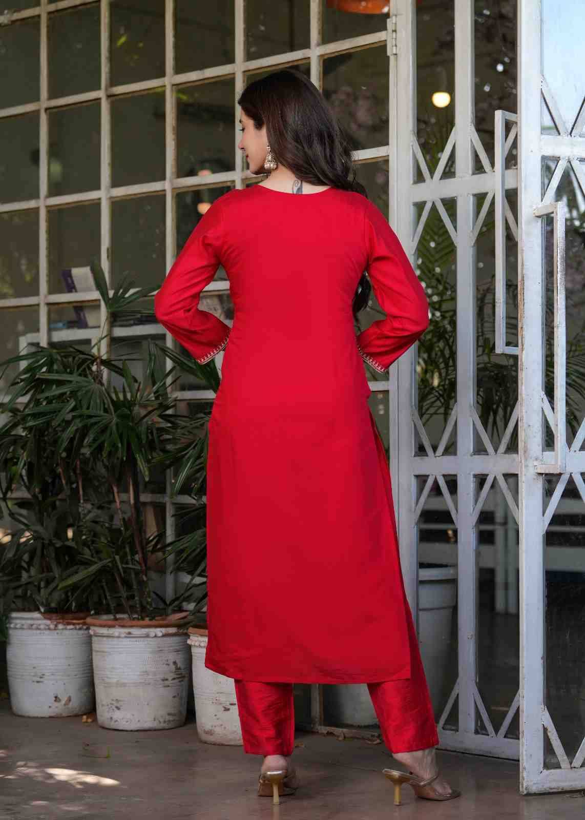 Dc-6010 By Fashid Wholesale 01 To 04 Series Beautiful Stylish Festive Suits Fancy Colorful Casual Wear & Ethnic Wear & Ready To Wear Viscose Chanderi Dresses At Wholesale Price
