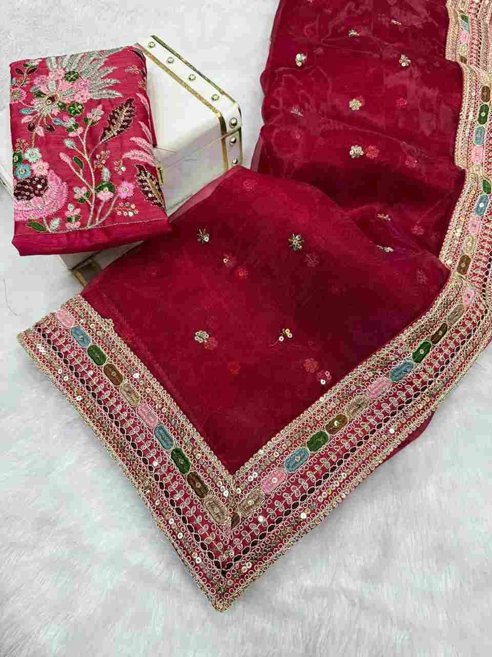 Vs-Gulmor By Fashid Wholesale 01 To 04 Series Indian Traditional Wear Collection Beautiful Stylish Fancy Colorful Party Wear & Occasional Wear Pure Organza Silk Sarees At Wholesale Price