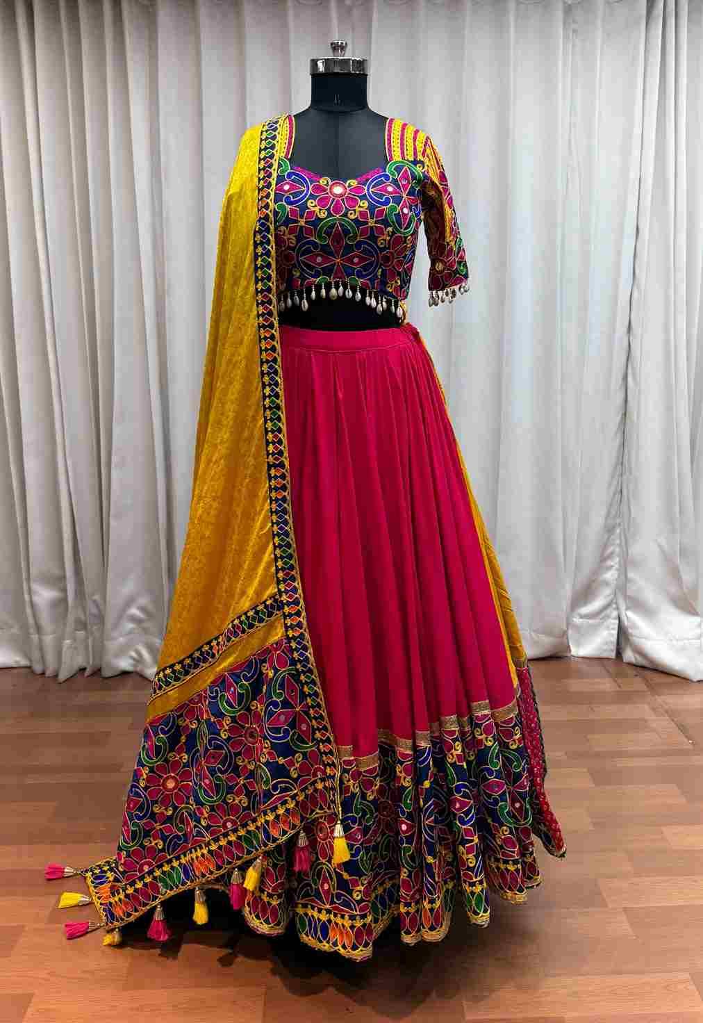 Raas Vol-26 By Shubhkala 11071 To 11075 Series Navratri Wear Collection Beautiful Stylish Colorful Fancy Party Wear & Occasional Wear Viscose Cotton/Silk Lehengas At Wholesale Price