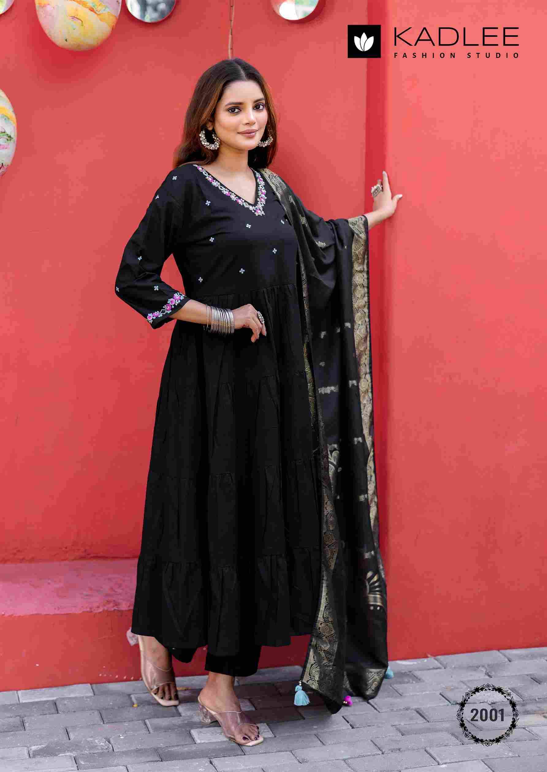 Taneja By Kadlee 2001 To 2004 Series Beautiful Festive Suits Colorful Stylish Fancy Casual Wear & Ethnic Wear Pure Cotton With Work Dresses At Wholesale Price