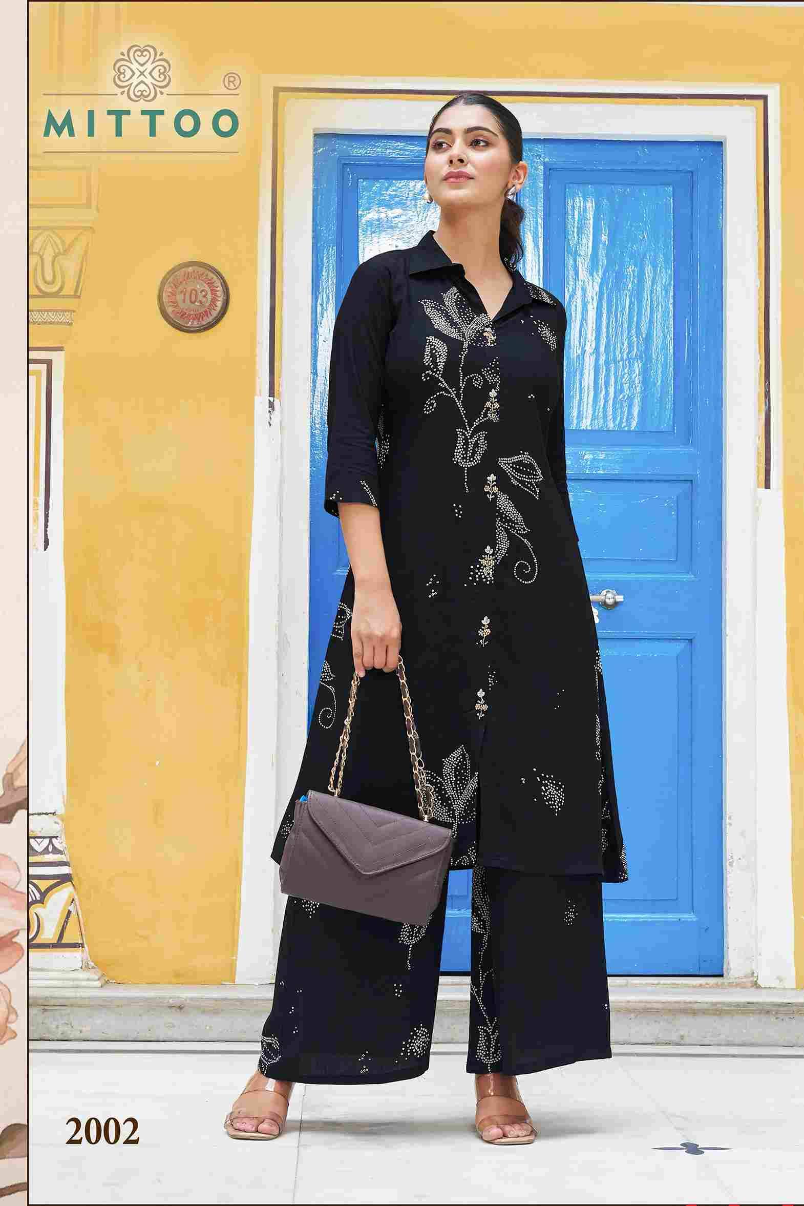 Indrani By Mittoo 2001 To 2004 Series Designer Stylish Fancy Colorful Beautiful Party Wear & Ethnic Wear Collection Rayon Print Kurtis With Bottom At Wholesale Price
