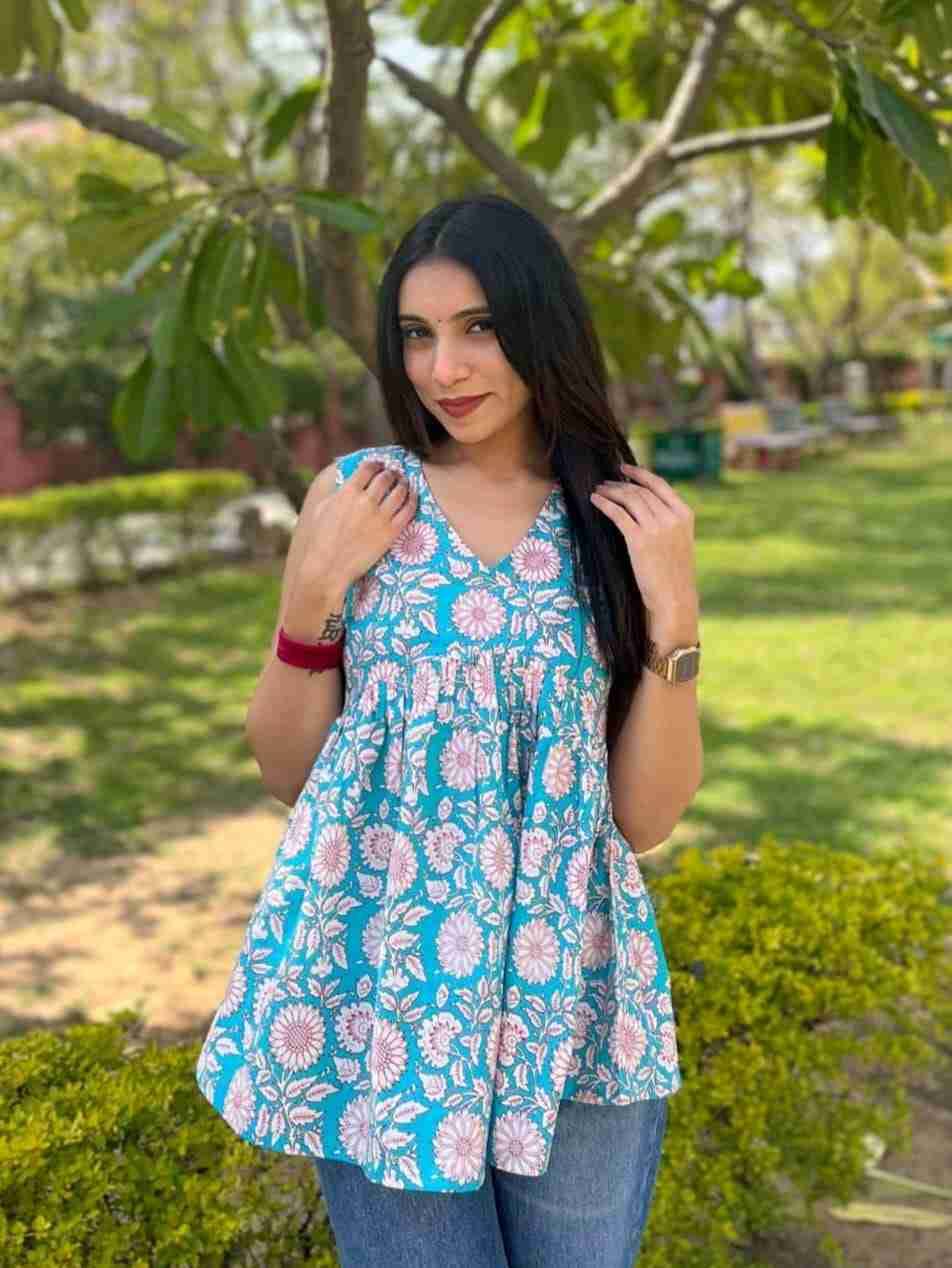 Offira By Kaamiri 01 To 14 Series Designer Stylish Fancy Colorful Beautiful Party Wear & Ethnic Wear Collection Heavy Rayon Kurtis At Wholesale Price