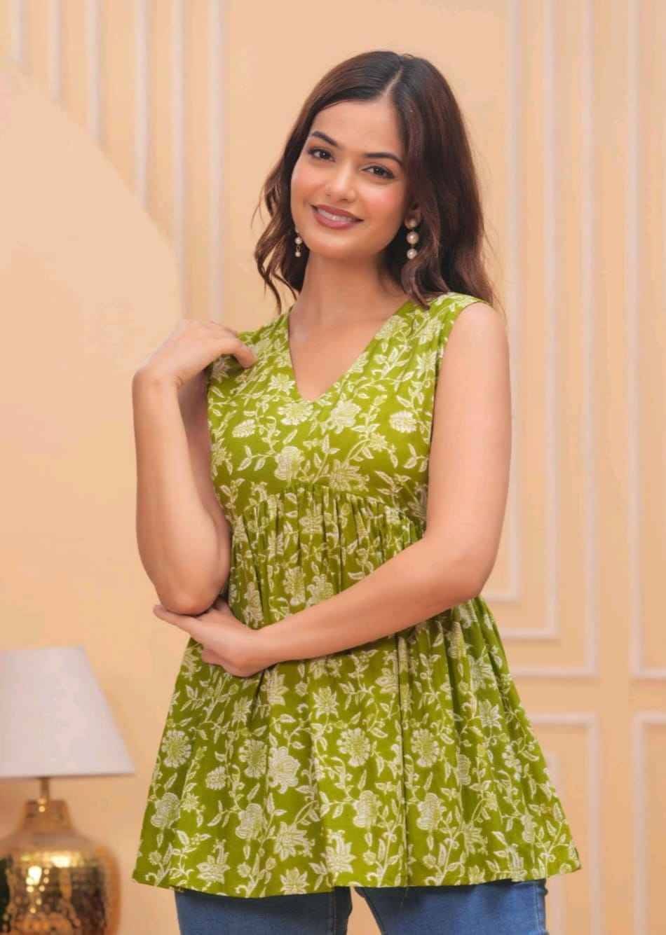 Offira By Kaamiri 01 To 14 Series Designer Stylish Fancy Colorful Beautiful Party Wear & Ethnic Wear Collection Heavy Rayon Kurtis At Wholesale Price