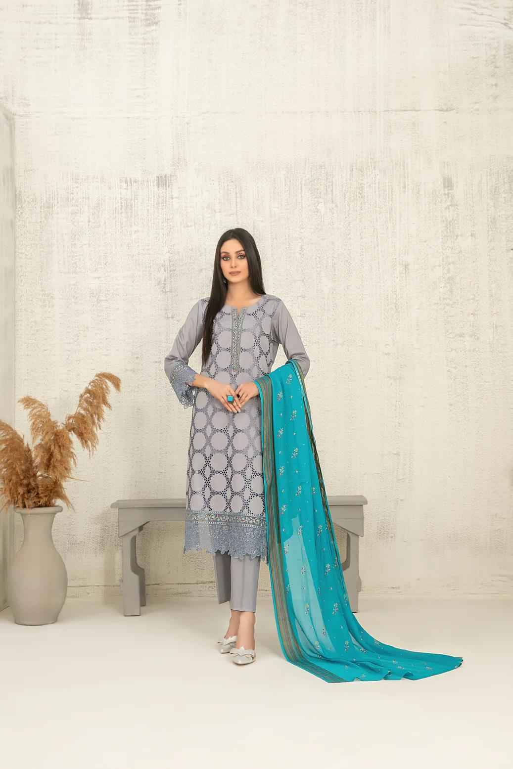 Original Pakistani Hira Nur By Fashid Wholesale 101 To 110 Series Beautiful Pakistani Suits Colorful Stylish Fancy Casual Wear & Ethnic Wear Lawn Dresses At Wholesale Price