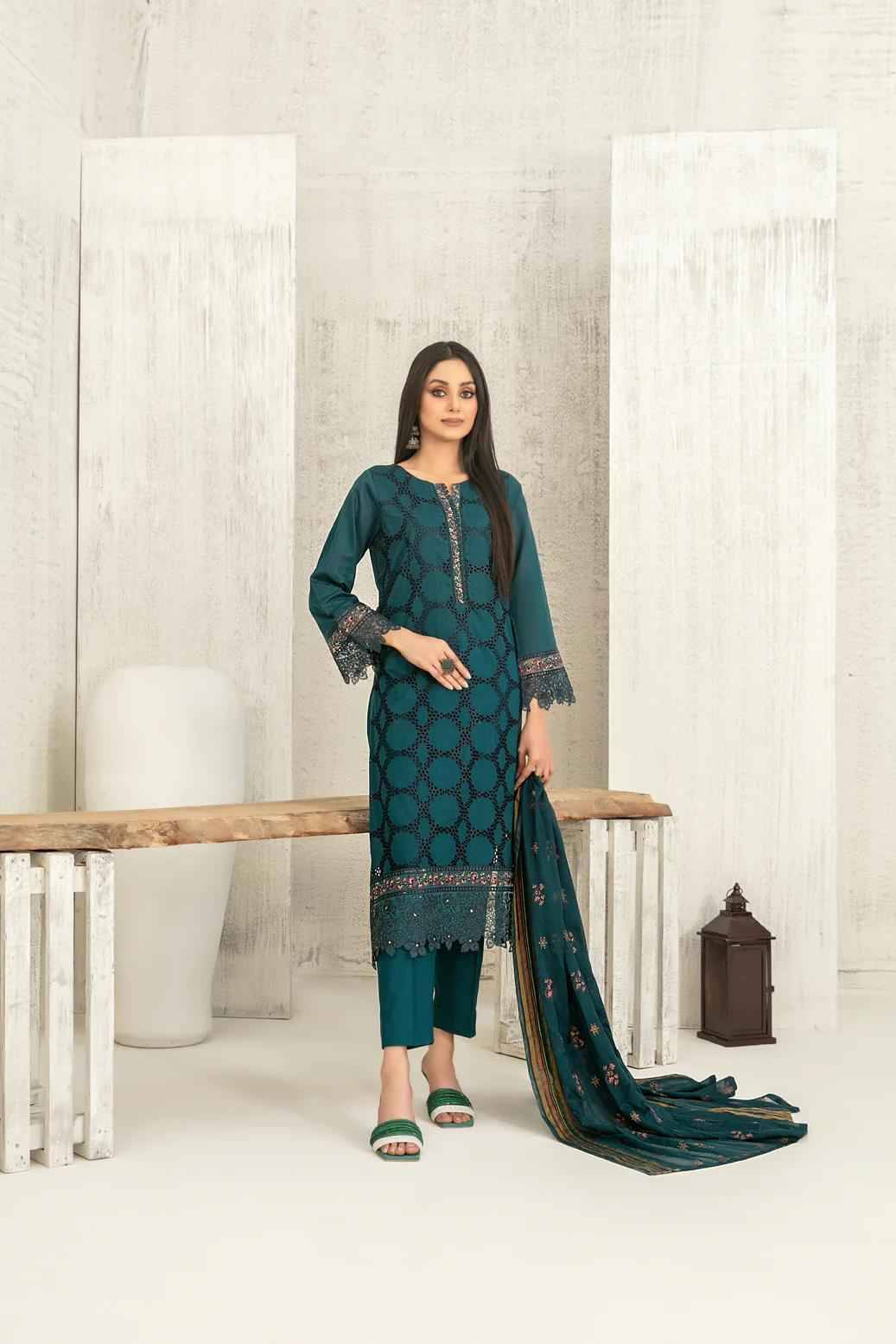 Original Pakistani Hira Nur By Fashid Wholesale 101 To 110 Series Beautiful Pakistani Suits Colorful Stylish Fancy Casual Wear & Ethnic Wear Lawn Dresses At Wholesale Price