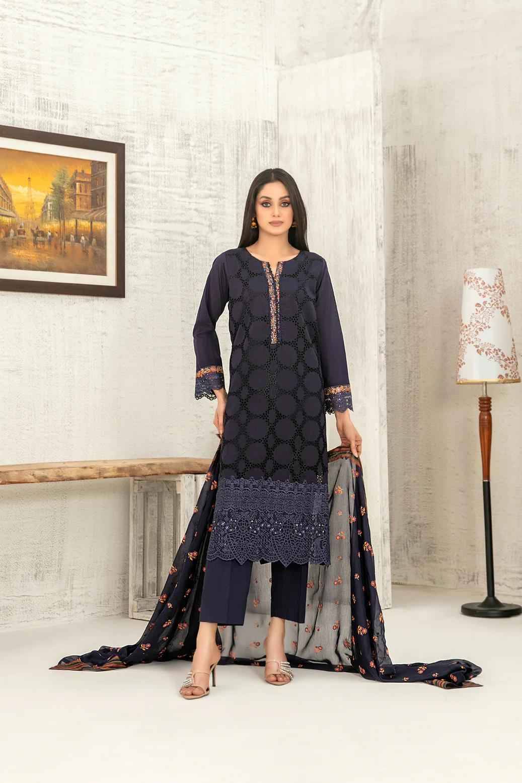 Original Pakistani Hira Nur By Fashid Wholesale 101 To 110 Series Beautiful Pakistani Suits Colorful Stylish Fancy Casual Wear & Ethnic Wear Lawn Dresses At Wholesale Price