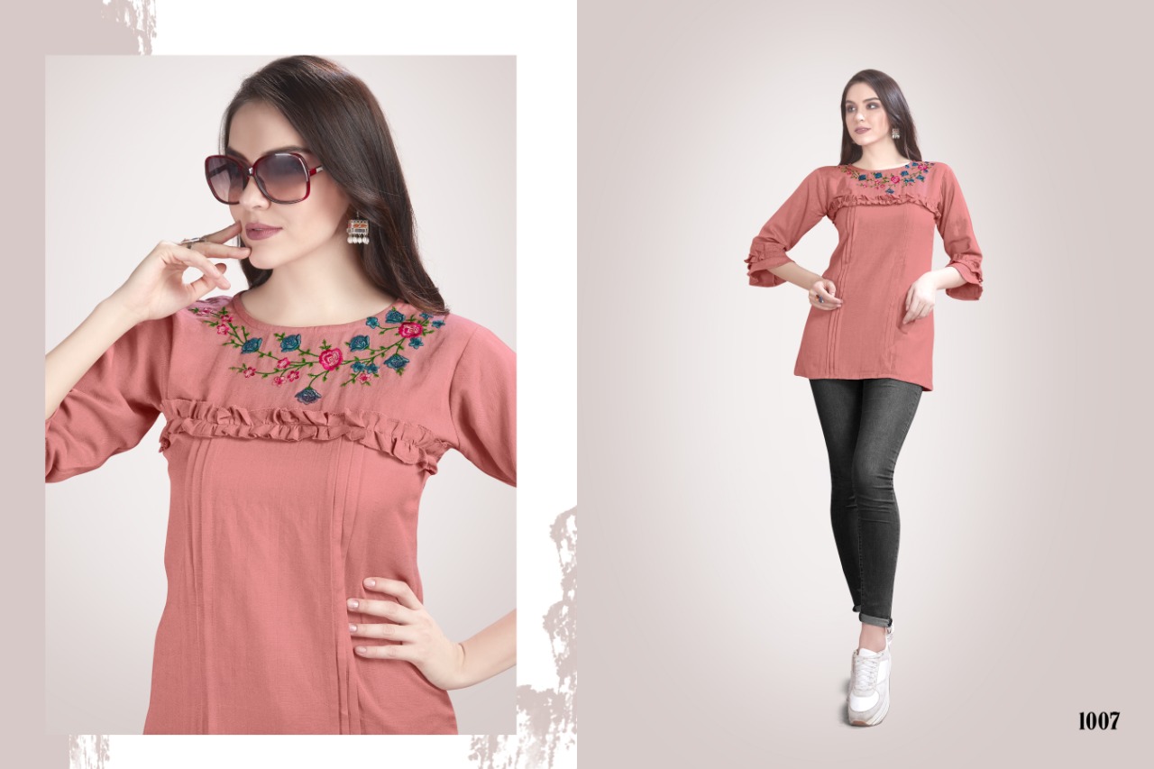 Preet By Kajri Style 1001 To 1008 Series Indian Traditional Wear Collection Beautiful Stylish Fancy Colorful Party Wear & Occasional Wear Rayon Kurtis At Wholesale Price