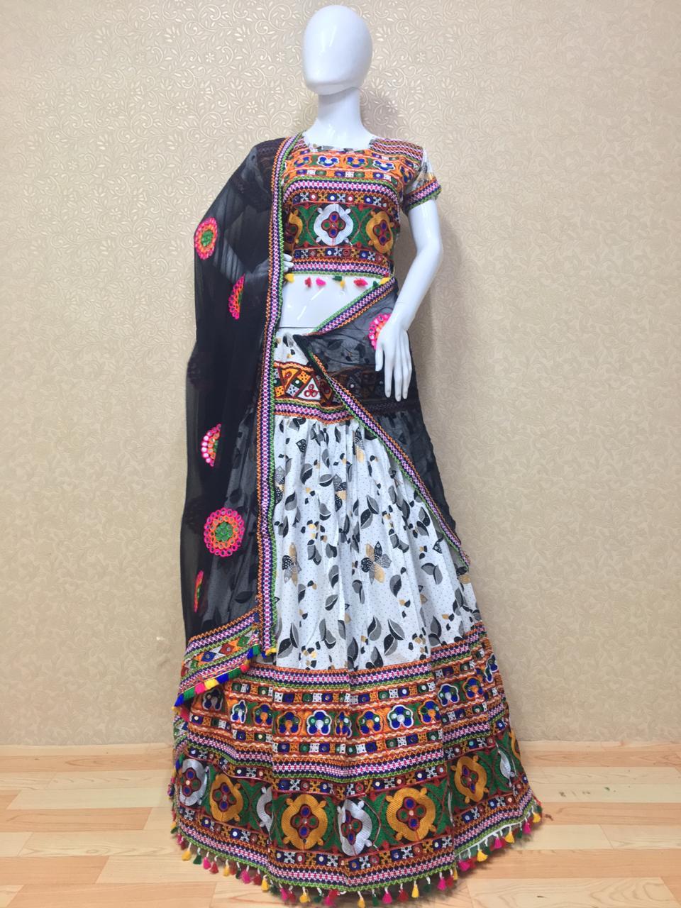 Navratri Special Vol-19 By Fashid Wholesale 1901 To 1905 Series Designer Beautiful Navratri Collection Occasional Wear & Party Wear Pure Muslin Silk Lehengas At Wholesale Price