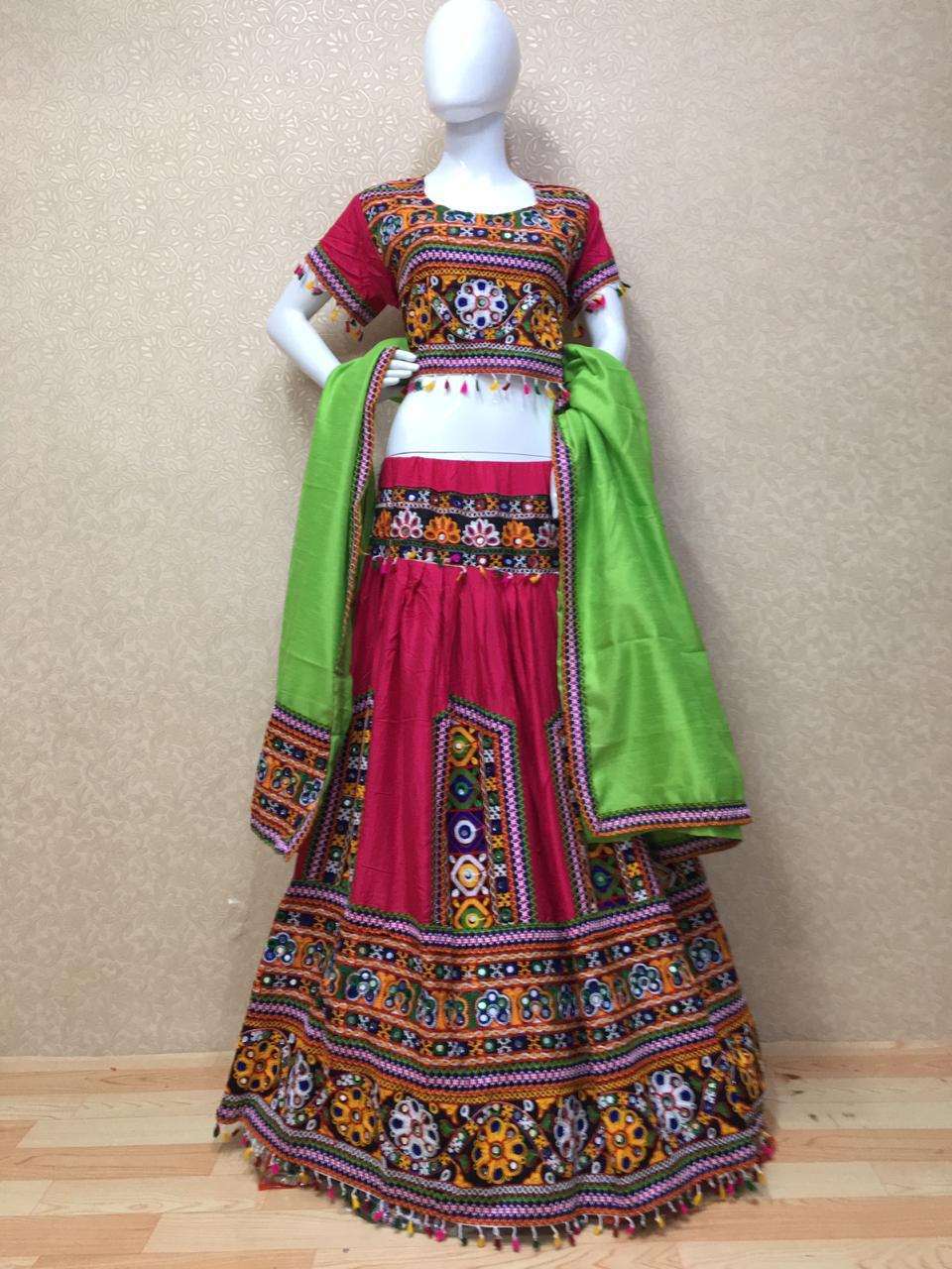 Navratri Special Vol-19 By Fashid Wholesale 1901 To 1905 Series Designer Beautiful Navratri Collection Occasional Wear & Party Wear Pure Muslin Silk Lehengas At Wholesale Price