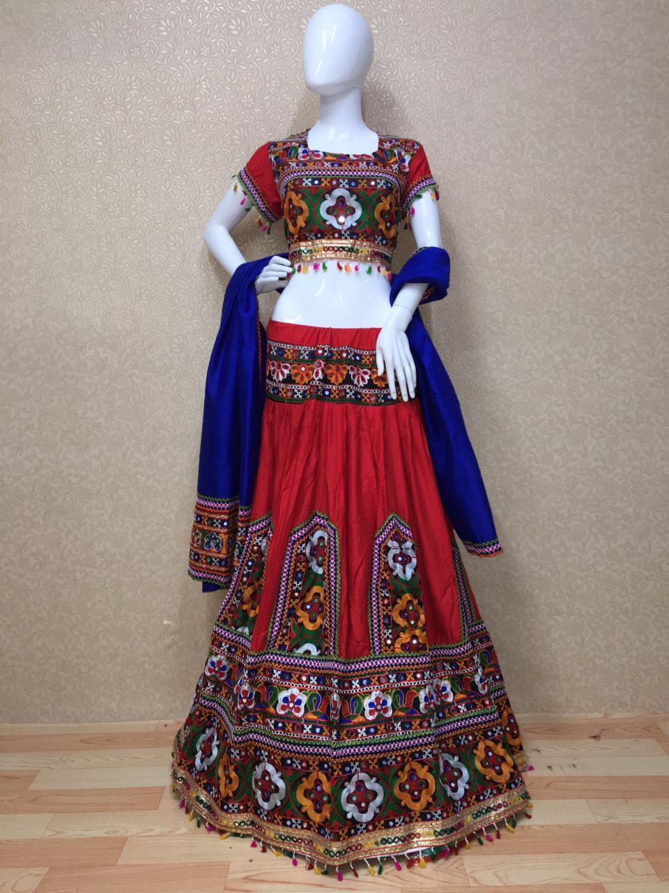 Navratri Special Vol-19 By Fashid Wholesale 1901 To 1905 Series Designer Beautiful Navratri Collection Occasional Wear & Party Wear Pure Muslin Silk Lehengas At Wholesale Price
