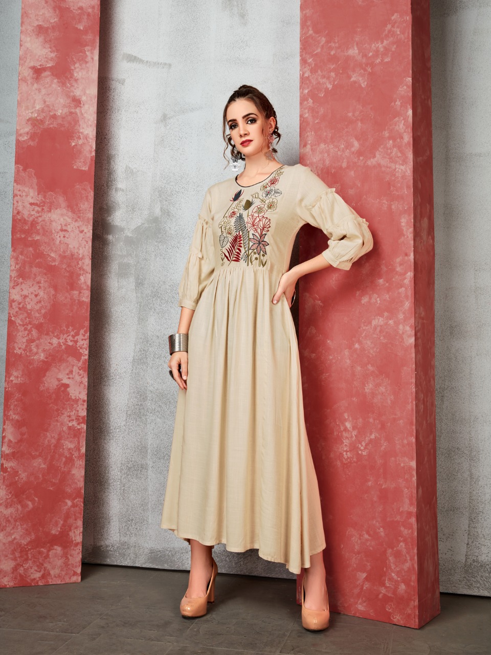 Sui Dhaaga Vol-3 By Shivasuki 3001 To 3008 Series Beautiful Colorful Stylish Fancy Casual Wear & Ethnic Wear & Ready To Wear Rayon Slub Viscose Kurtis At Wholesale Price