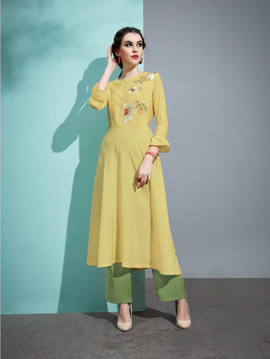 Vaarahi Vol-6 By Amore 1001 To 1006 Series Beautiful Colorful Stylish Fancy Casual Wear & Ethnic Wear Pure Cotton Silk With Embroidered Kurtis With Bottom At Wholesale Price